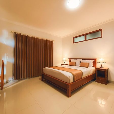 Rostika Hotel Sekumpul Булеленг Экстерьер фото