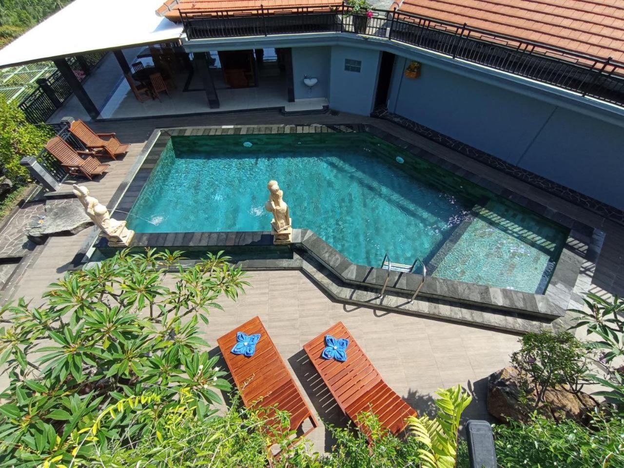 Rostika Hotel Sekumpul Булеленг Экстерьер фото