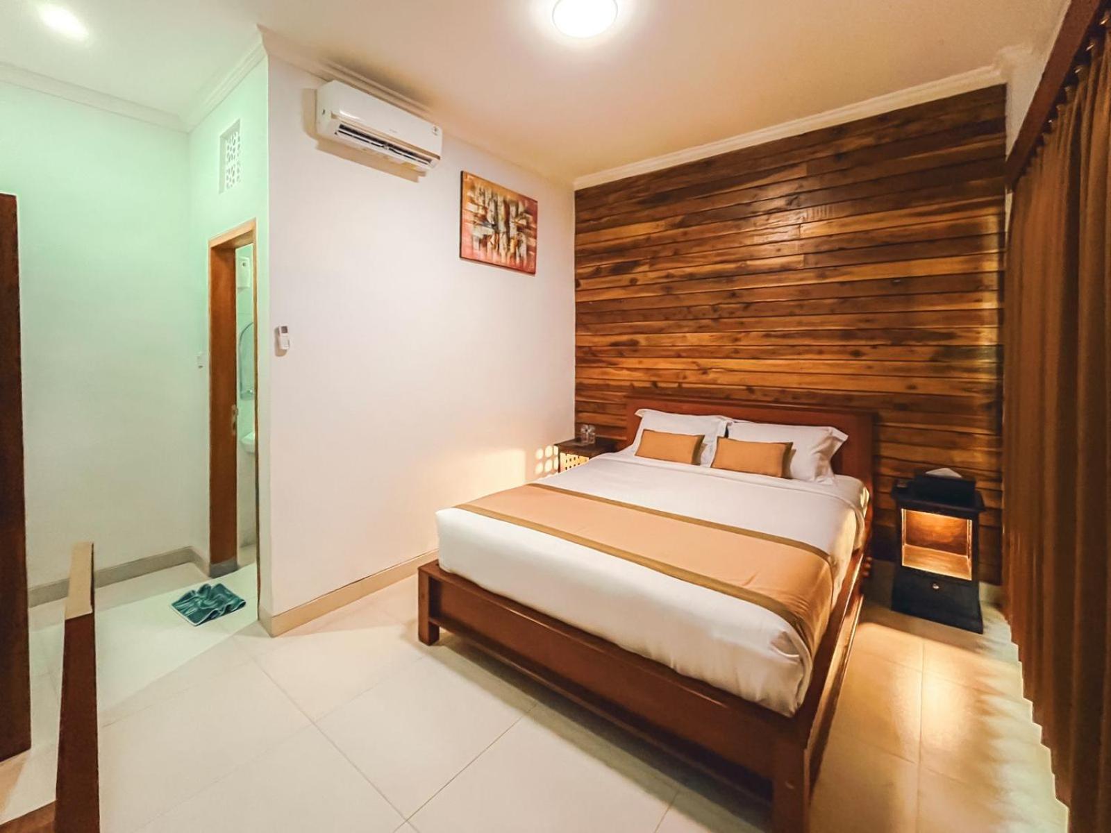 Rostika Hotel Sekumpul Булеленг Экстерьер фото