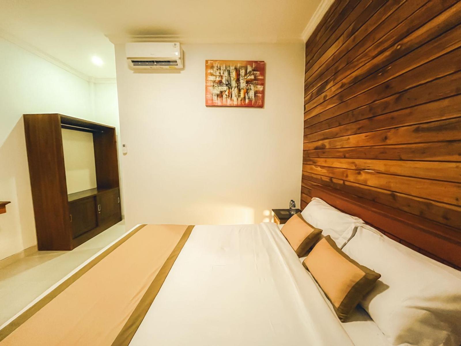 Rostika Hotel Sekumpul Булеленг Экстерьер фото