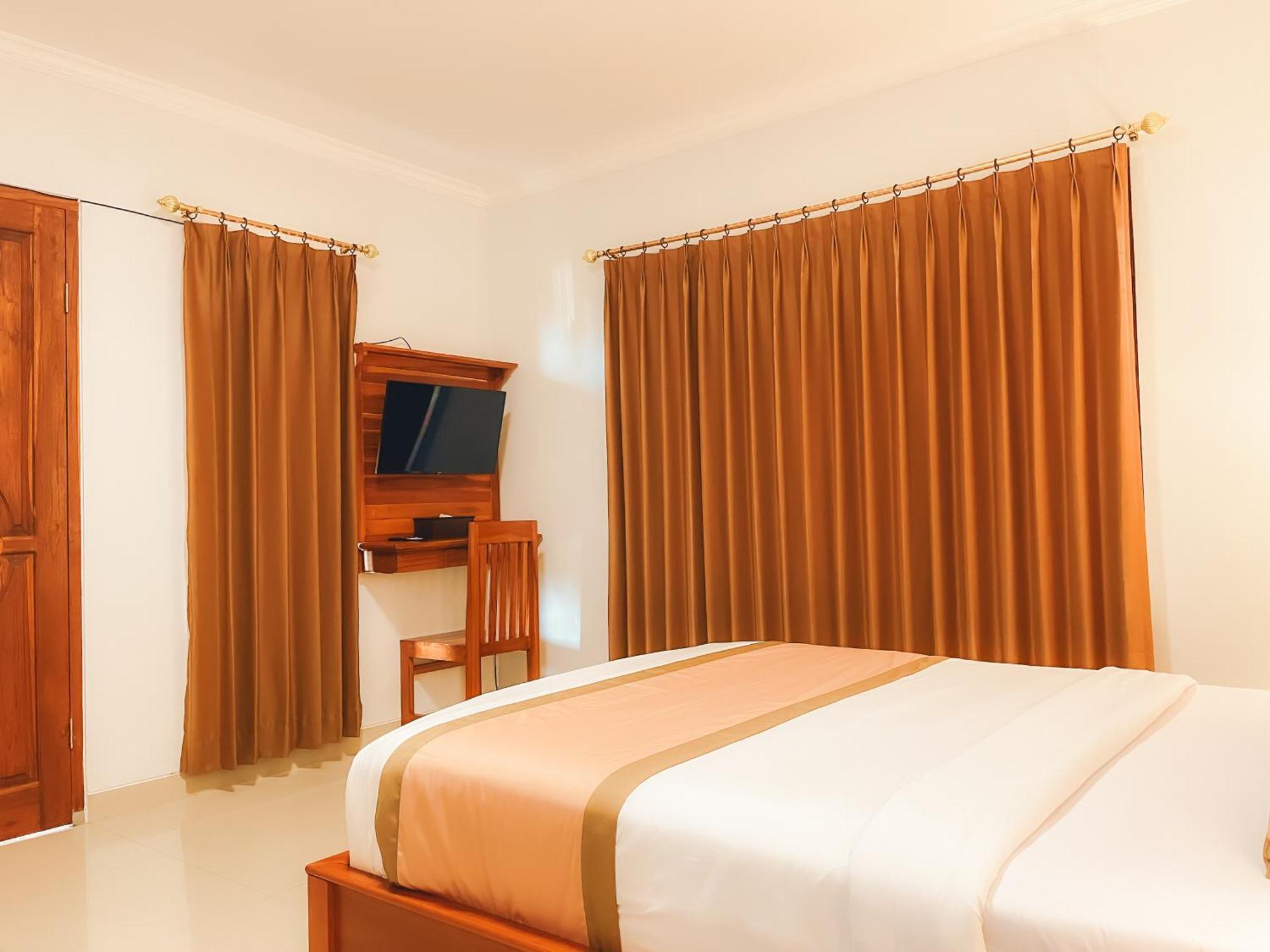 Rostika Hotel Sekumpul Булеленг Экстерьер фото