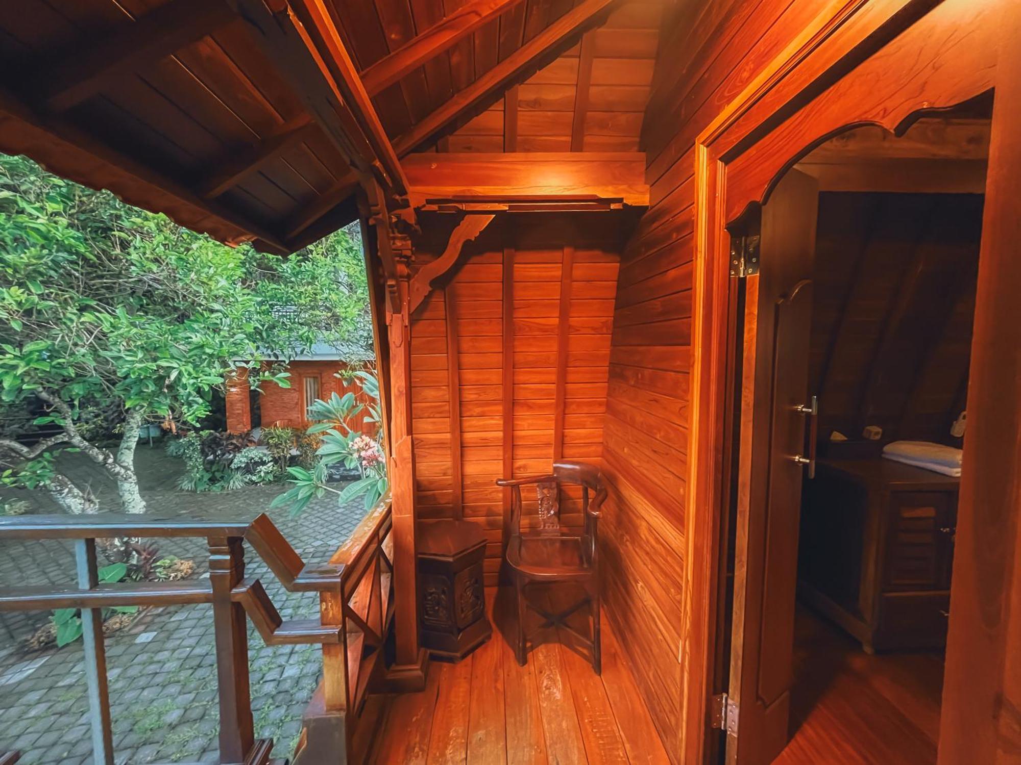 Rostika Hotel Sekumpul Булеленг Экстерьер фото