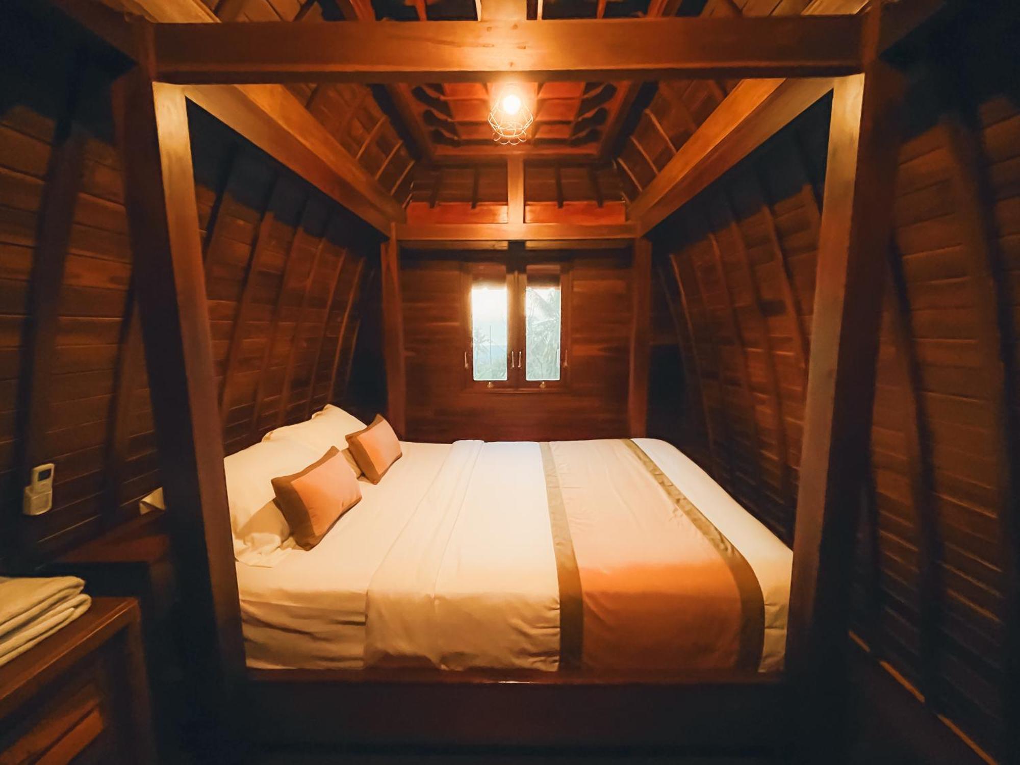 Rostika Hotel Sekumpul Булеленг Экстерьер фото