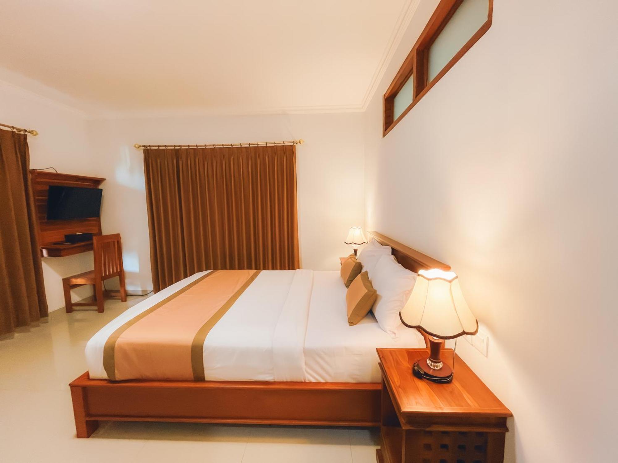 Rostika Hotel Sekumpul Булеленг Экстерьер фото